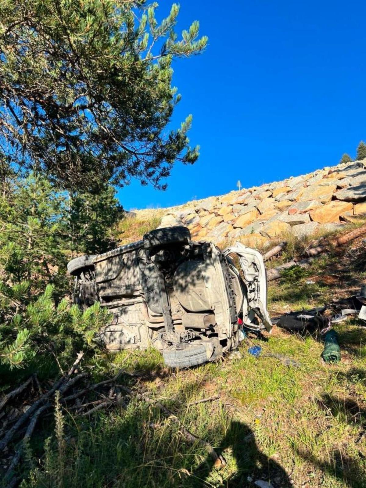 Kastamonu da otomobil şarampole yuvarlandı: 5 yaralı 1