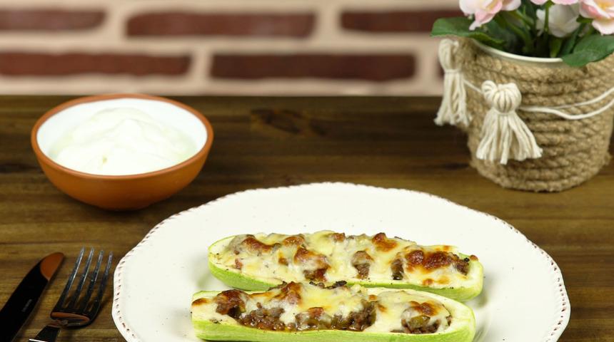 Lezzetiyle Büyülesin: Beşamel Soslu Kabak Karnıyarık