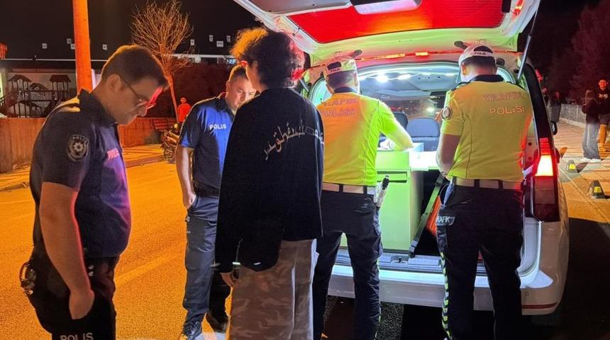 Bolu'da kazaya karışan alkoll&uuml; s&uuml;r&uuml;c&uuml;, "4-5 saat &ouml;nce i&ccedil;miştim" dedi; 25 bin lira ceza yedi