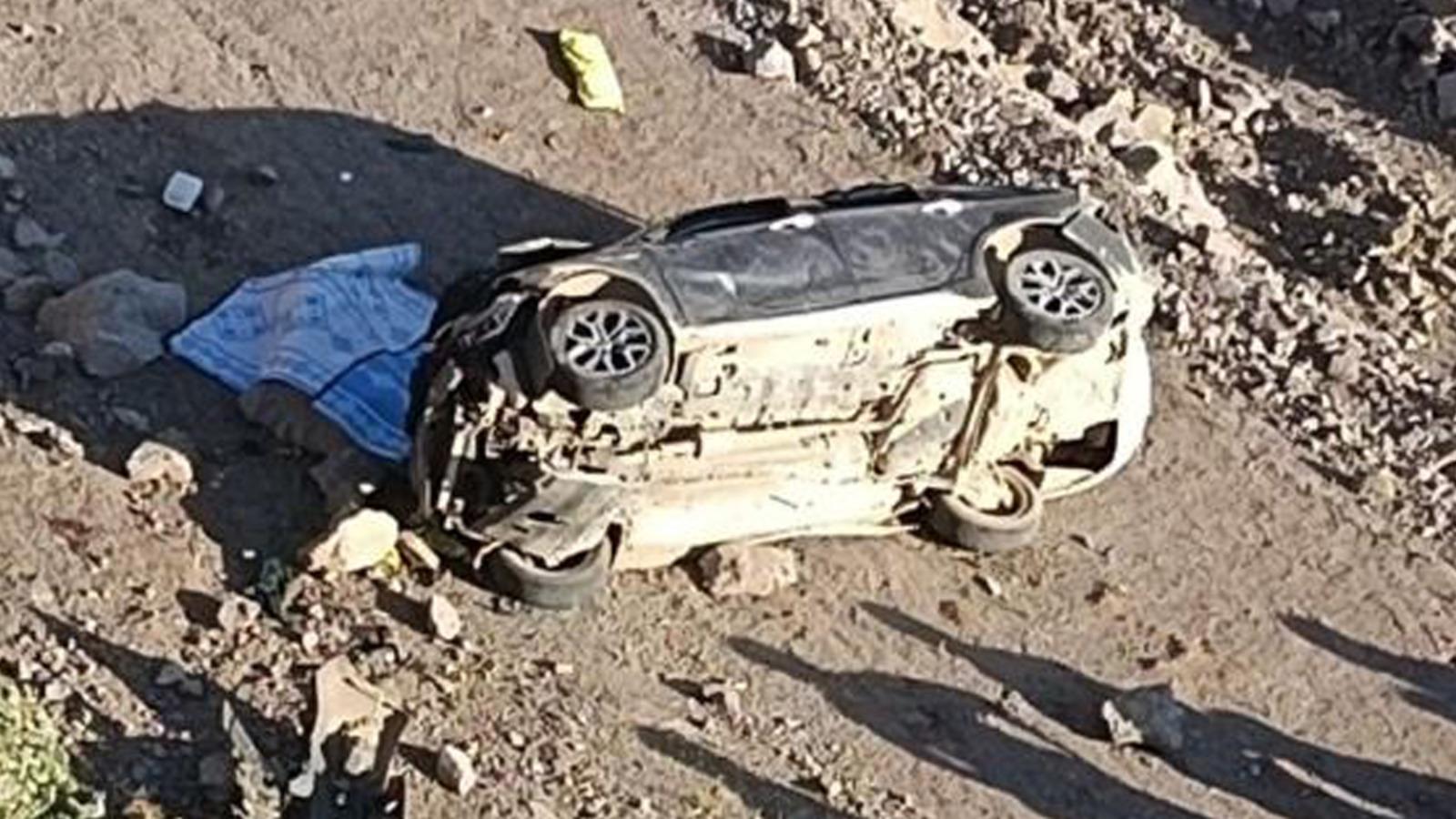Otomobil şarampole yuvarlandı: Aynı aileden 3 kişi hayatını kaybetti