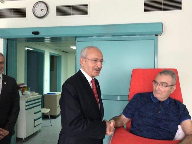 Kılıçdaroğlu, Baykal'ı ziyaret etti