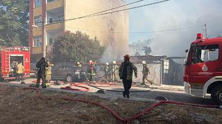Küçükçekmece'de bir gecekondu yandı