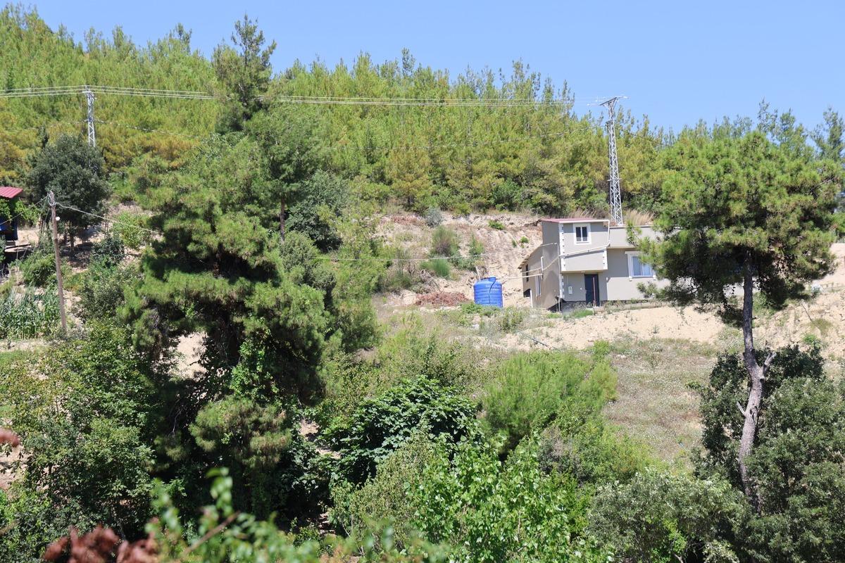 Bu köy resmen kıyameti yaşadı: Şimdi küllerinden doğuyor 3