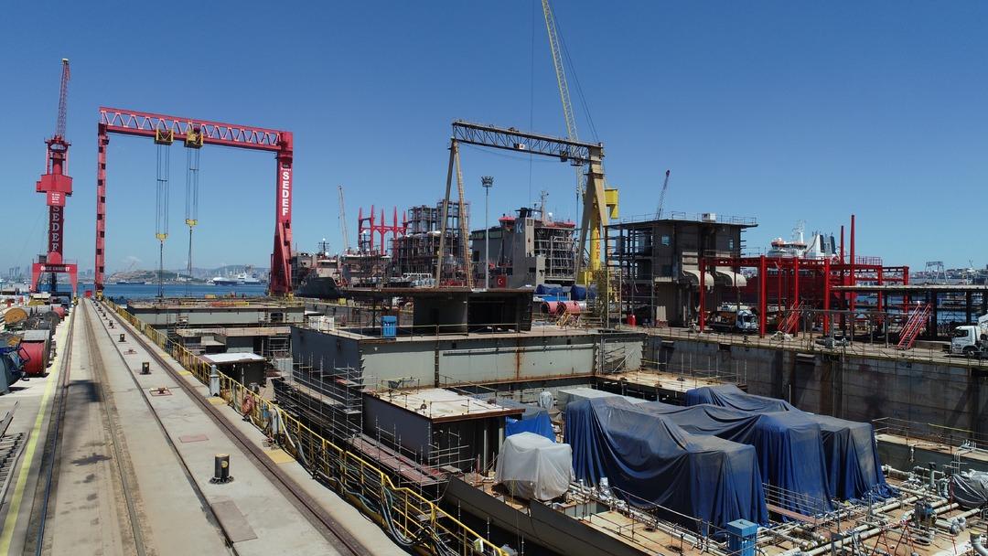 T&uuml;rkiye&rsquo;nin ilk yerli savaş u&ccedil;ak gemisi havadan g&ouml;r&uuml;nt&uuml;lendi