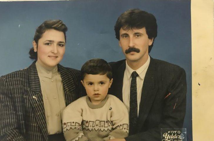 Siyasilerin gençlik halleri! İçlerinde öyle bir isim var ki... G4