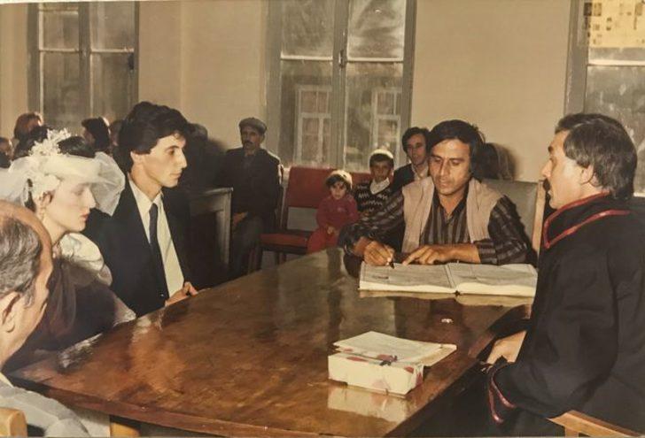 Siyasilerin gençlik halleri! İçlerinde öyle bir isim var ki... G5