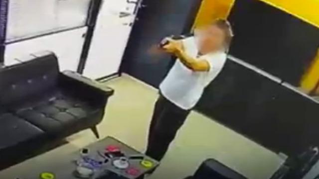 Eski sevgilisini öldürüp intihar etti! Dehşet anları kamerada