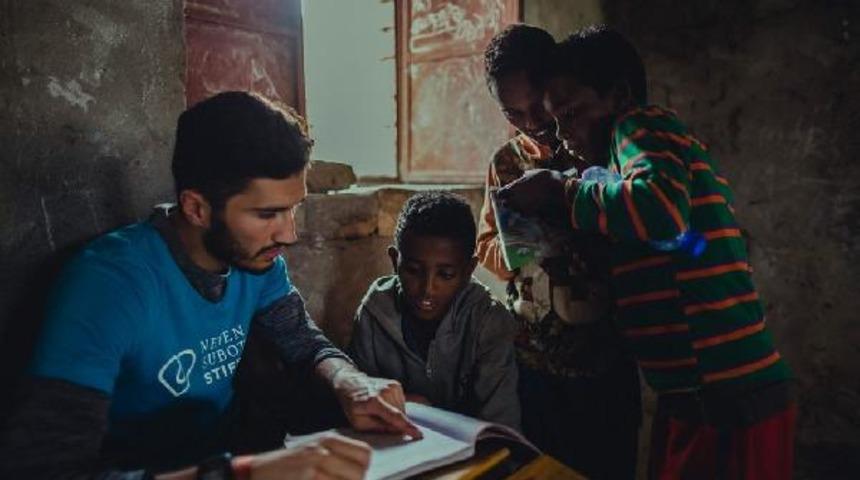 Nuri Şahin'den alkış alan davranış