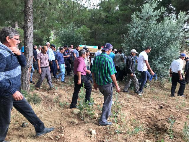 Kazada ölen yüksek lisans öğrencisi Söylemez toprağa verildi