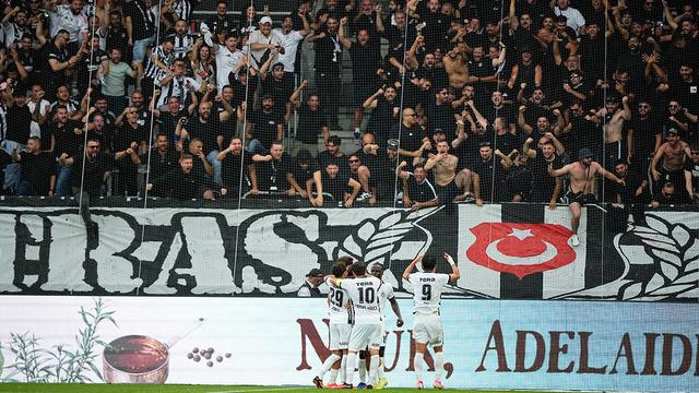 Beşiktaş UEFA Avrupa Ligi'nde Midtjylland'ı geçmeyi bildi