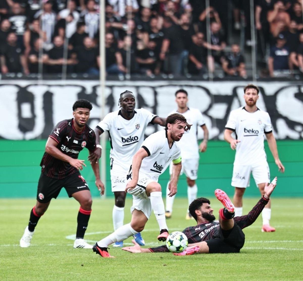 Beşiktaş Midtjylland ı ge&ccedil;ti! Italiano tarihe ge&ccedil;ti 3