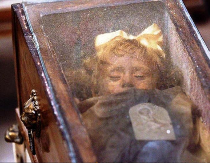 Mumya 100 yıl sonra gözlerini açtı! Bu iddia olay yarattı G1