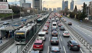 İstanbul'da bu yollar trafiğe kapatılacak