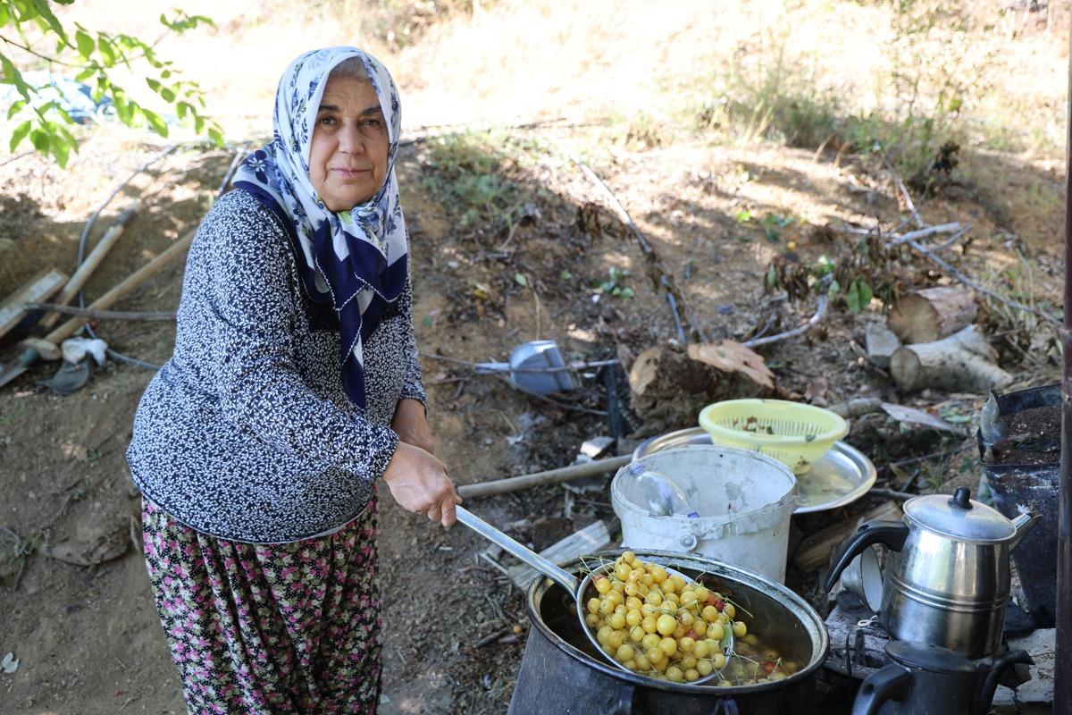 Kilosu 100 TL den alıcı buluyor! "Satamadıklarımızı &ccedil;erez haline getiriyoruz" 3