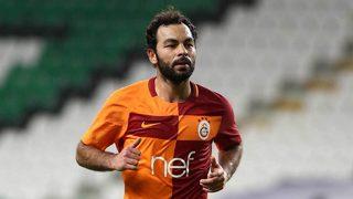 Galatasaray Selçuk İnan'dan ücretinde indirim yapmasını istedi!