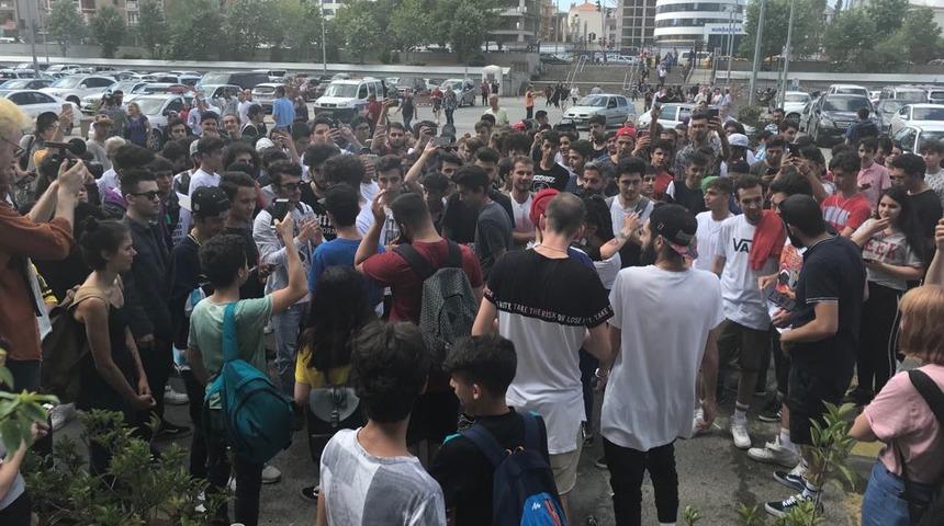 -  Ezhel ilk duruşmada beraat etti&nbsp;