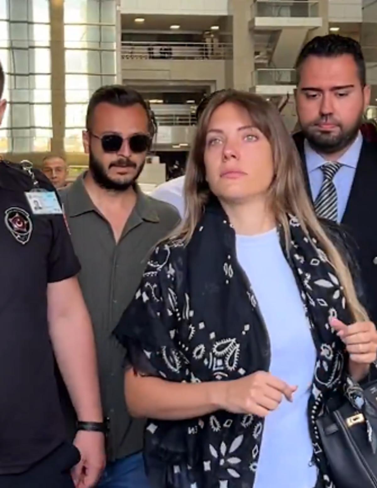 Eda Ece nin adliye çıkışındaki görüntüsü gündemde! "Ağlamış gibi" 2