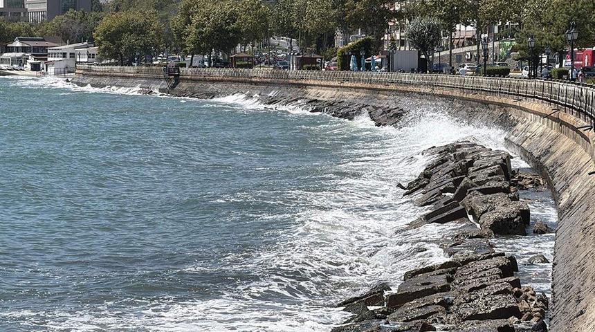 Fırtına Marmara'yı vurdu! 4 ilde deniz girmek yasaklandı