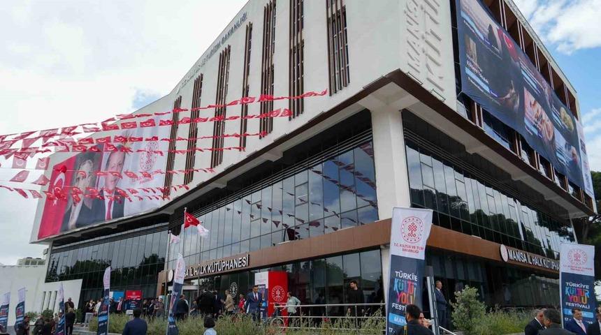 Manisa&rsquo;nın bilgi &uuml;ss&uuml; 490 bin ziyaret&ccedil;iyi ağırladı