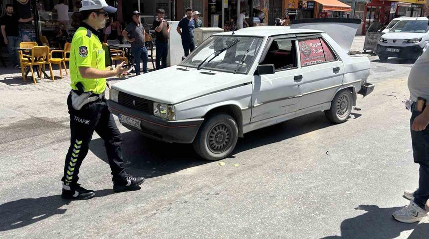Niğde&rsquo;de zincirleme kaza: 1 yaralı