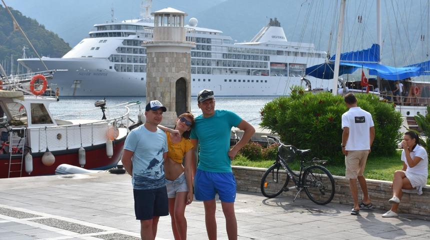 Lüks yolcu gemisi 'Silver Whisper' Marmaris'te