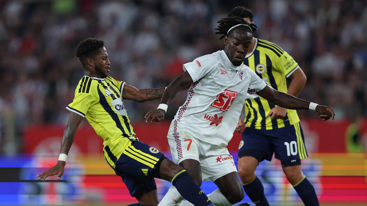 Fenerbahçe de Sturm Graz maçı öncesi sürpriz değişiklik! 3