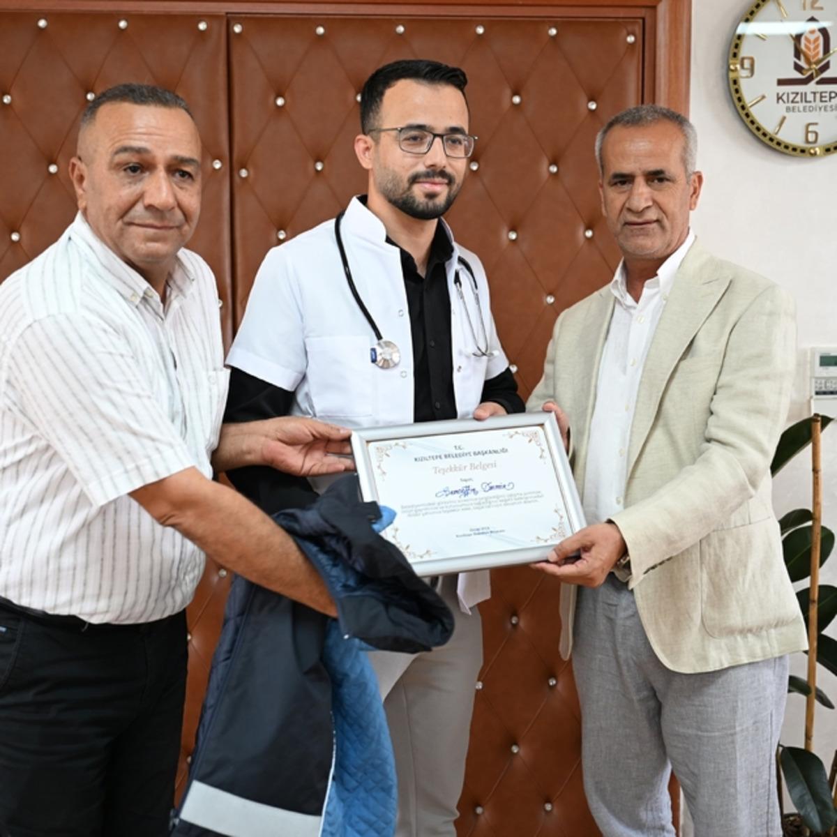 Zabıtaydı, tıp fakültesinden mezun olup Şemdinli’ye doktor olarak atandı 3