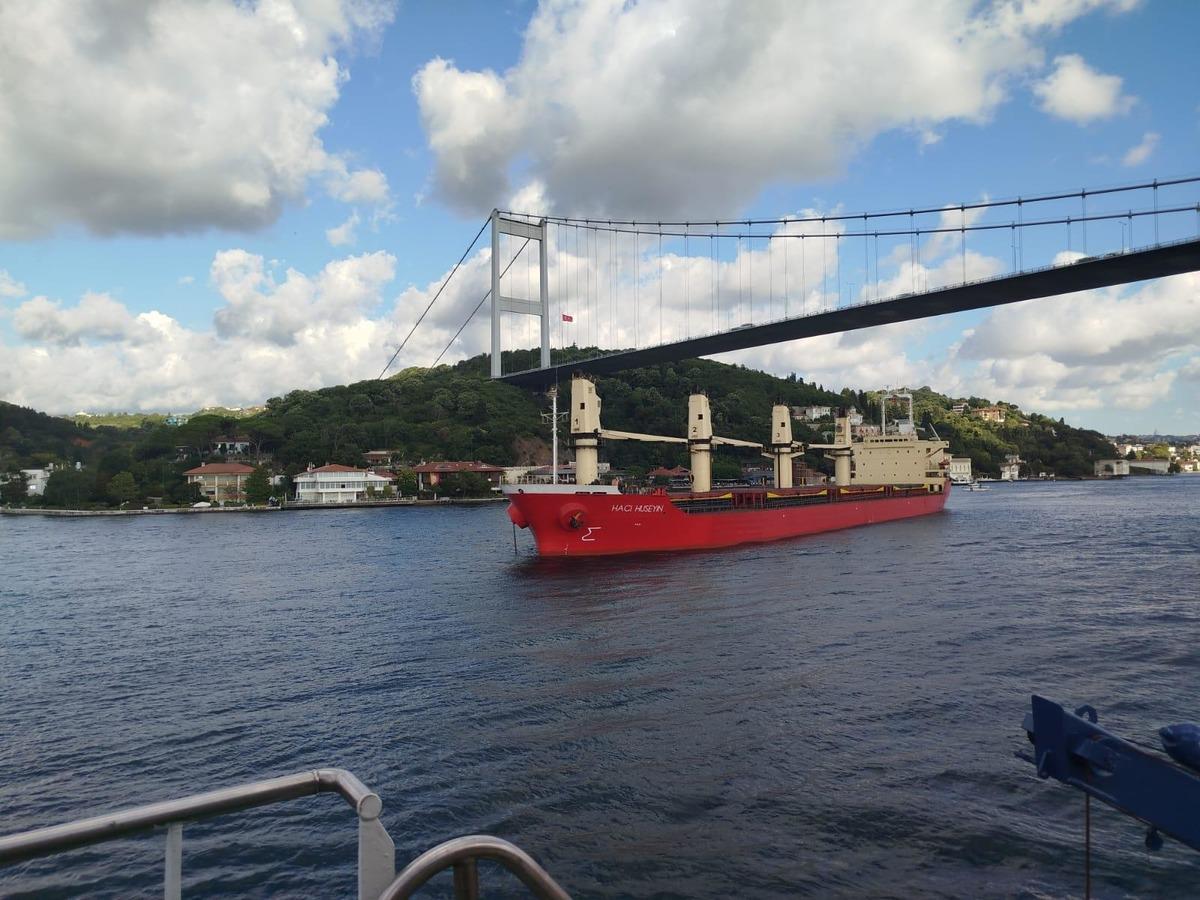 İstanbul Boğazı nda gemi arızası! Trafik askıya alındı 2