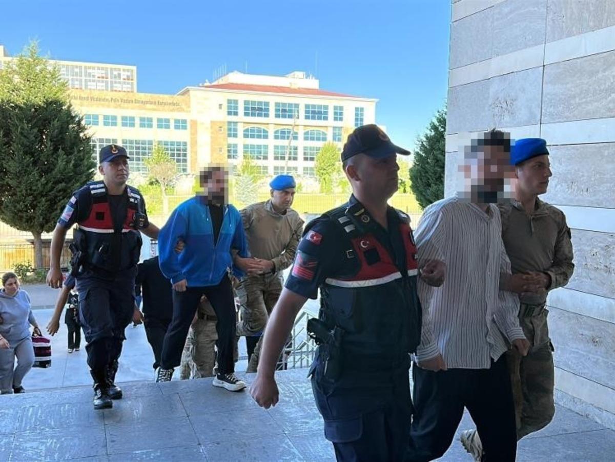 Uşak Belediyesi ne y&ouml;nelik soruşturmada 9 kişi tutuklandı 3