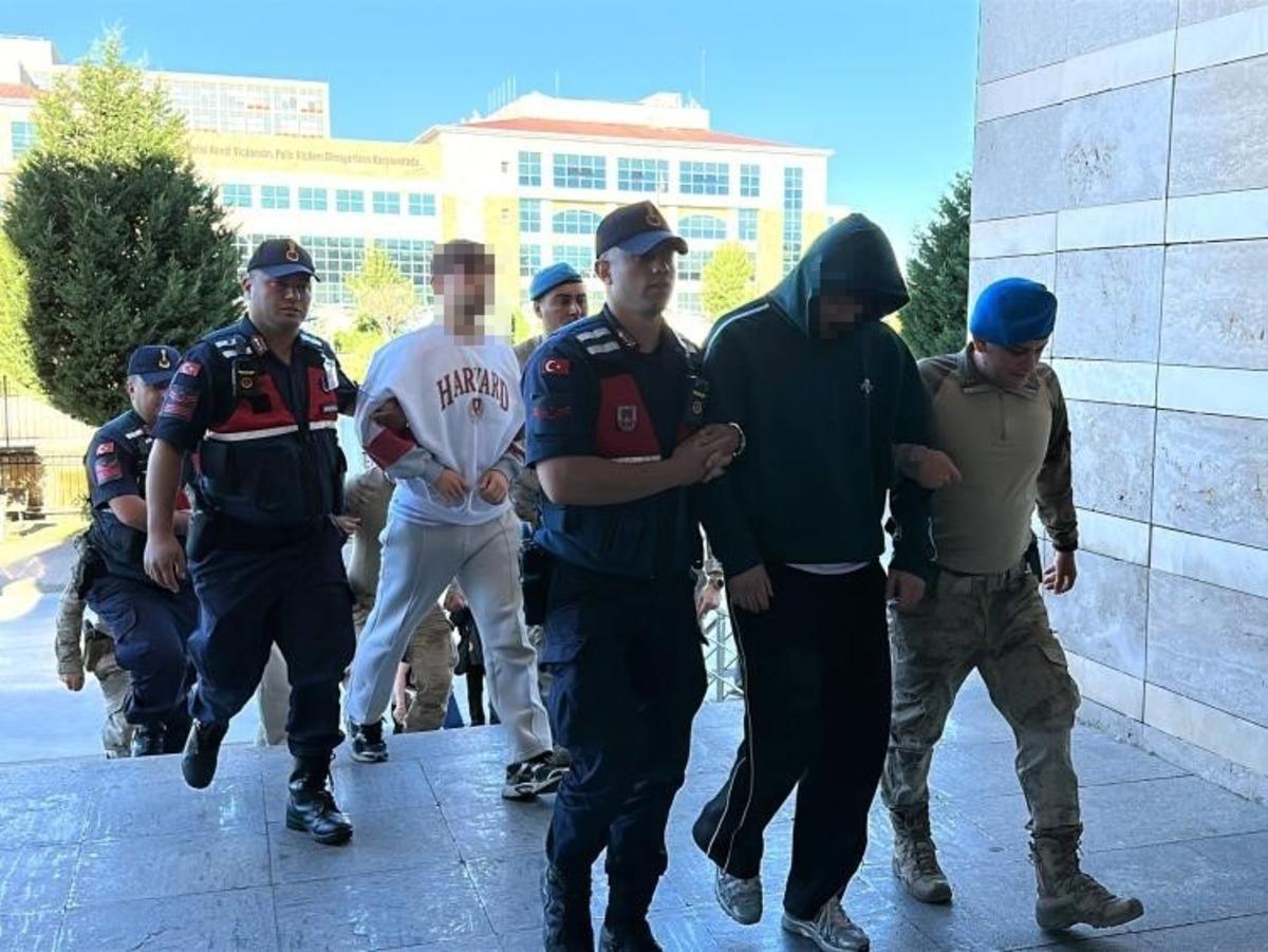 Uşak Belediyesi ne y&ouml;nelik soruşturmada 9 kişi tutuklandı 4