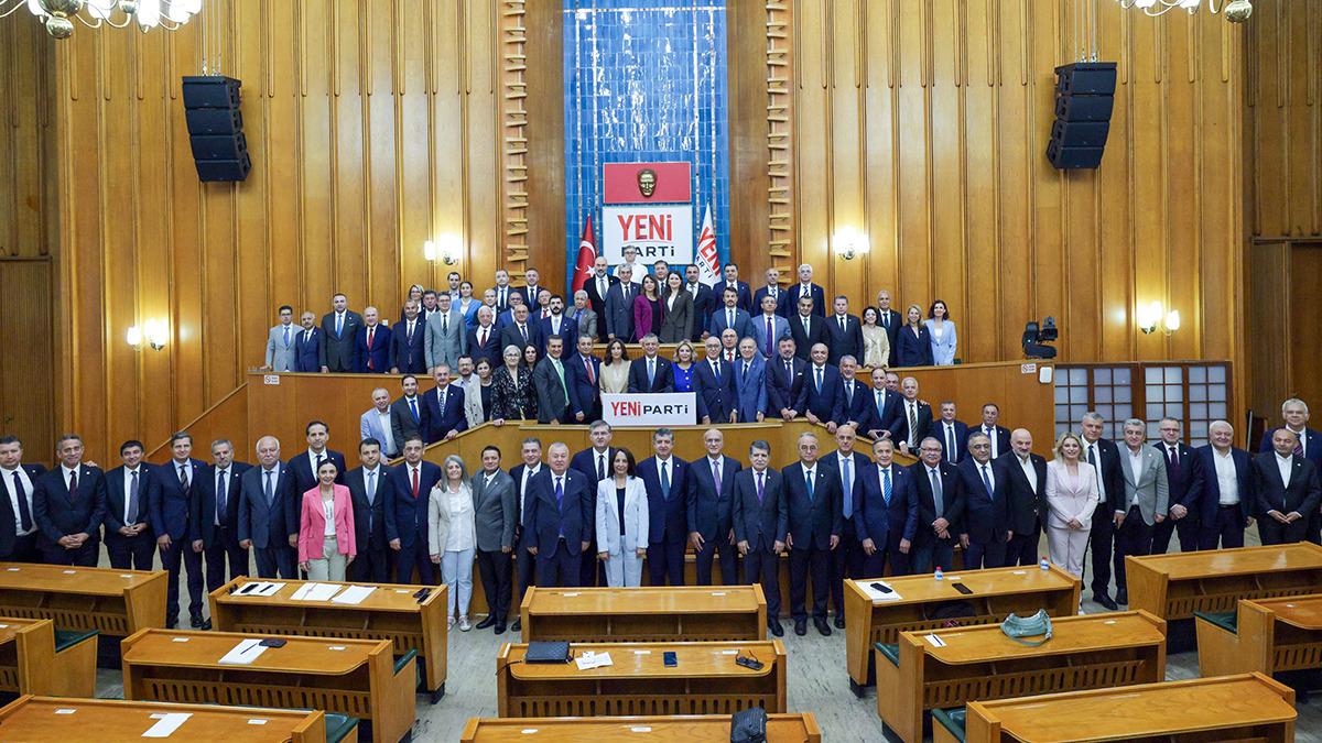 CHP kulisleri hareketli! 4 vekil daha YENİ Parti ye katılacak 1