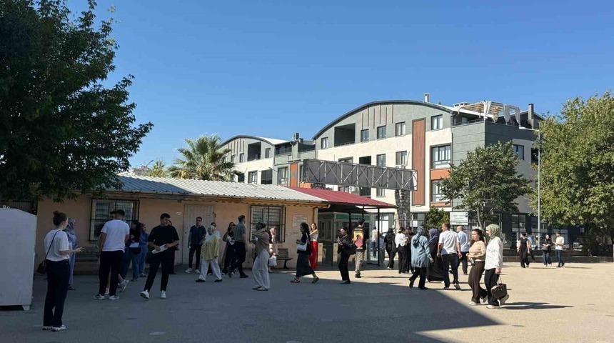 Gemlik ve Orhangazi adliyelerine alınacak 11 zabıt k&acirc;tibi i&ccedil;in uygulama sınavı yapıldı