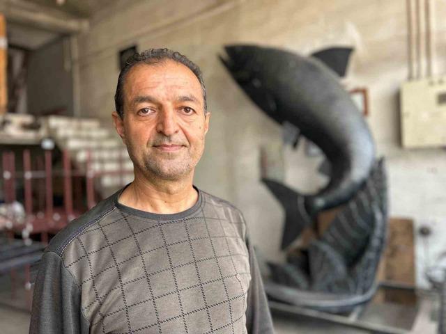 İranlı sanat&ccedil;ı atık metalden inci kefali tasarladı 6