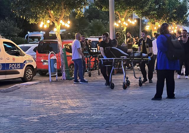 Kebapçıdaki saldırganları durdurmaya çalışırken vurulan Samet, yaşamını yitirdi 3