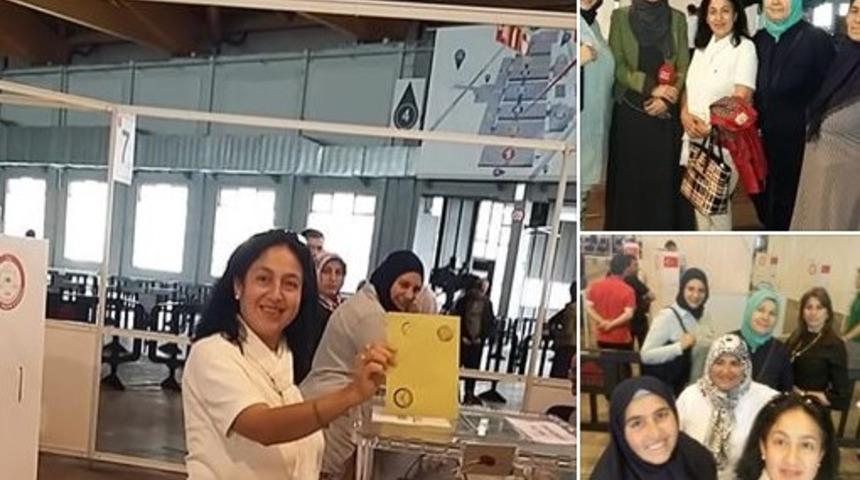 24 Haziran seçimleri için iki kere oy kullanıp bir de Facebook'tan paylaştı