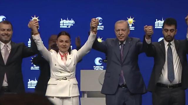 3 belediye başkanı AK Parti'ye katıldı! Eren Ali Bingöl, Orhan Çerkez, Sacit Terzi...