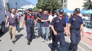 Günlük dolgun ücretli iş ilanı veriyorlardı: 4 milyon TL'lik altını iç ettiler! 