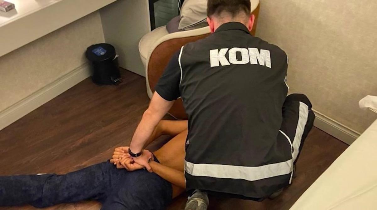 800 saatlik kamera g&ouml;r&uuml;nt&uuml;leri incelendi, evi kurşunlayanlar yakayı ele verdi 1