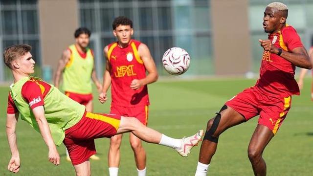 Galatasaray’da yeni sezon hazırlıkları sürüyor
