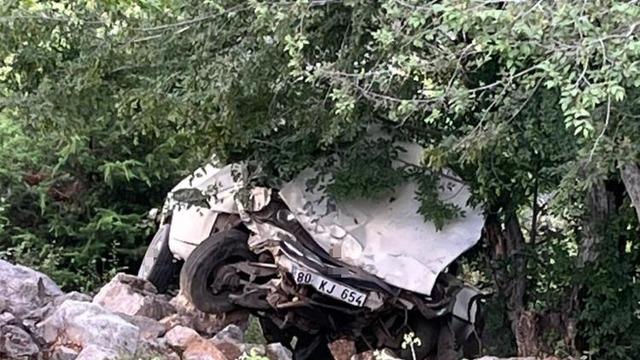 Osmaniye’de otomobil uçuruma savruldu: 1 yaralı