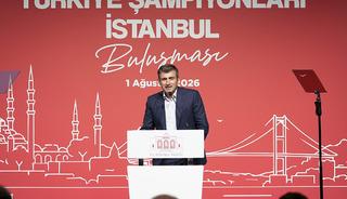 Baykar Y&ouml;netim Kurulu Başkanı Sel&ccedil;uk Bayraktar, 2026 YKS İstanbul Şampiyonları Buluşması'nda konuştu