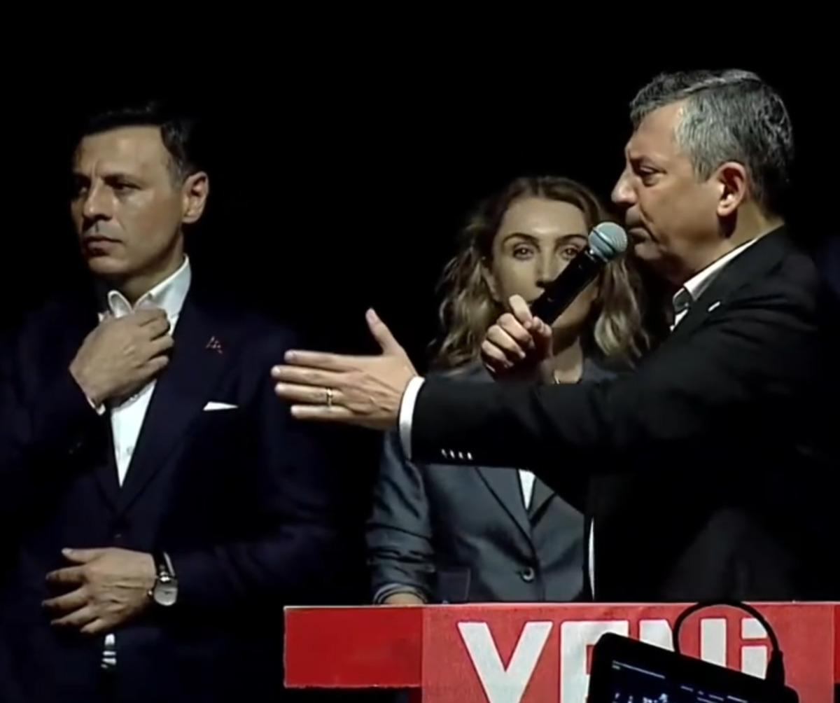 Eren Ali Bing&ouml;l AK Parti ye katılmıştı! &Ouml;zg&uuml;r &Ouml;zel den &ccedil;arpıcı iddia: "Hem Tuzla yı, hem devleti kandırmışlar" 1