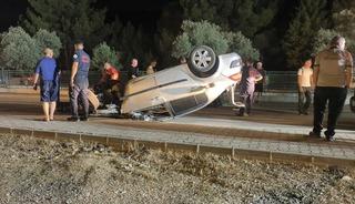 Ters şeride giren ara&ccedil; takla attı