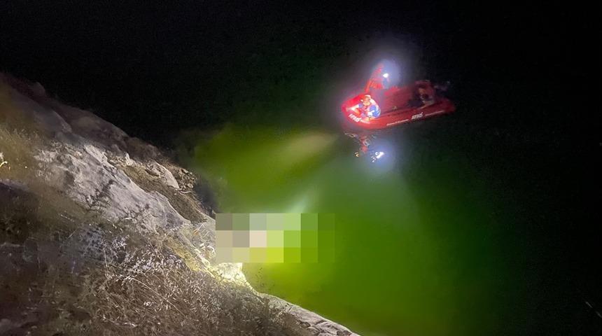 Siirt'te suda 12 yaşındaki &ccedil;ocuğun cansız bedeni bulundu; kayıp babası aranıyor