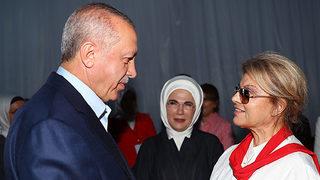 Fatih Altaylı'dan dikkat çeken Tansu Çiller çıkışı: Eleştirilere katılmıyorum, çocuklarının geleceğini düşünüyor