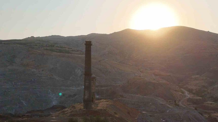 Maden il&ccedil;esinde g&uuml;n batımı g&ouml;r&uuml;nt&uuml;lendi