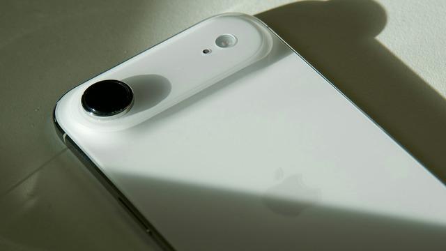 Merakla bekleniyordu: iPhone Air 2, 5 yeni özellikle geliyor!