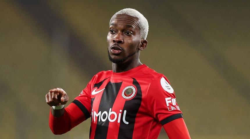 Henry Onyekuru, Bursaspor ile anlaşma sağladı!