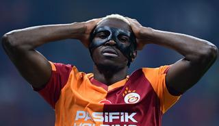 Galatasaray'da Victor Osimhen endişesi! Yine devredeler
