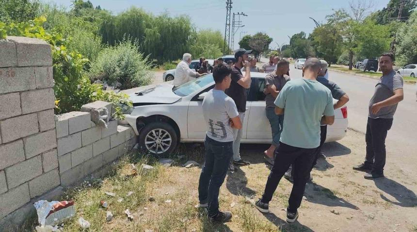 Van&rsquo;da trafik kazası:2 yaralı
